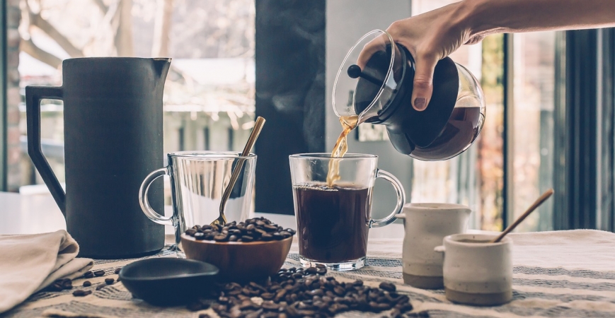 Quoi offrir à un fan de café ? Les meilleures idées cadeaux pour tous les budgets